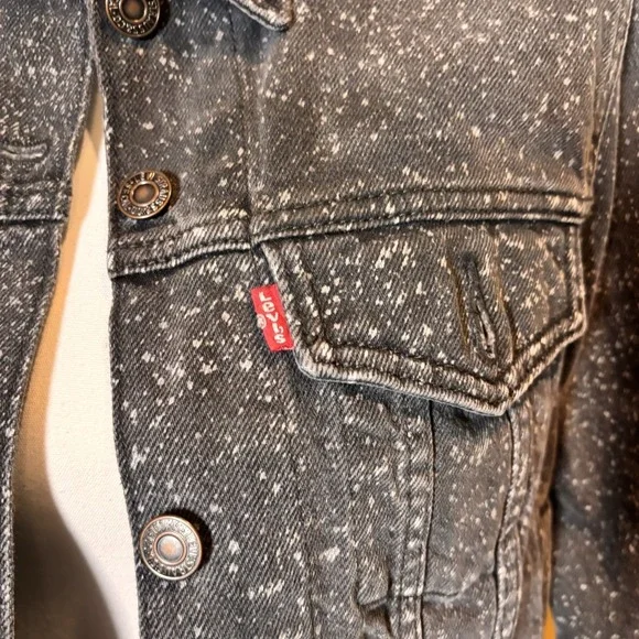 Levi's Black Splatter Denim Trucker Jacket Women's Size Small Acid Wash - Picture 4 of 8